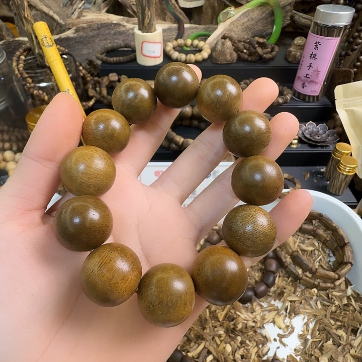 沉香沉香碎屑海南沉香黄油格2.0大23克➕沉香碎屑多样性