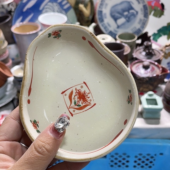 瓷片盖子不给19.9发带瑕疵牌都是坏的4