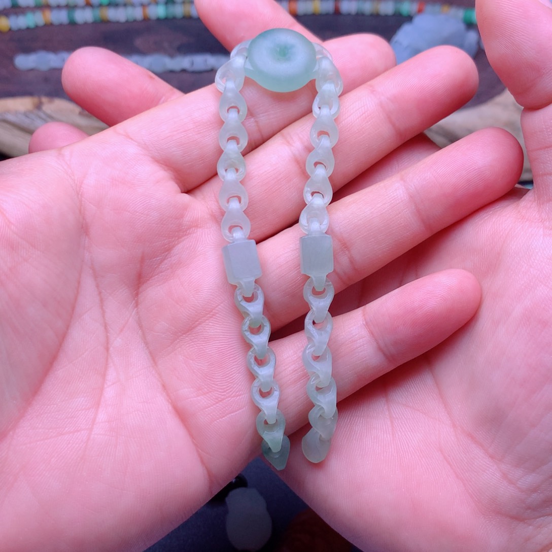 定制翡翠未镶嵌J***生手链