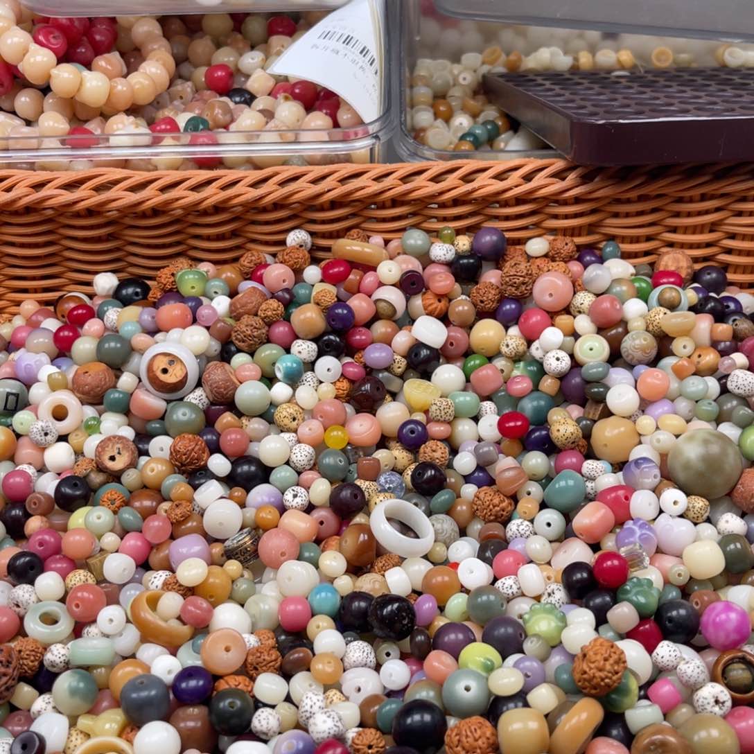 吊坠白玉菩提px33/4-12mm/400颗混珠瑕