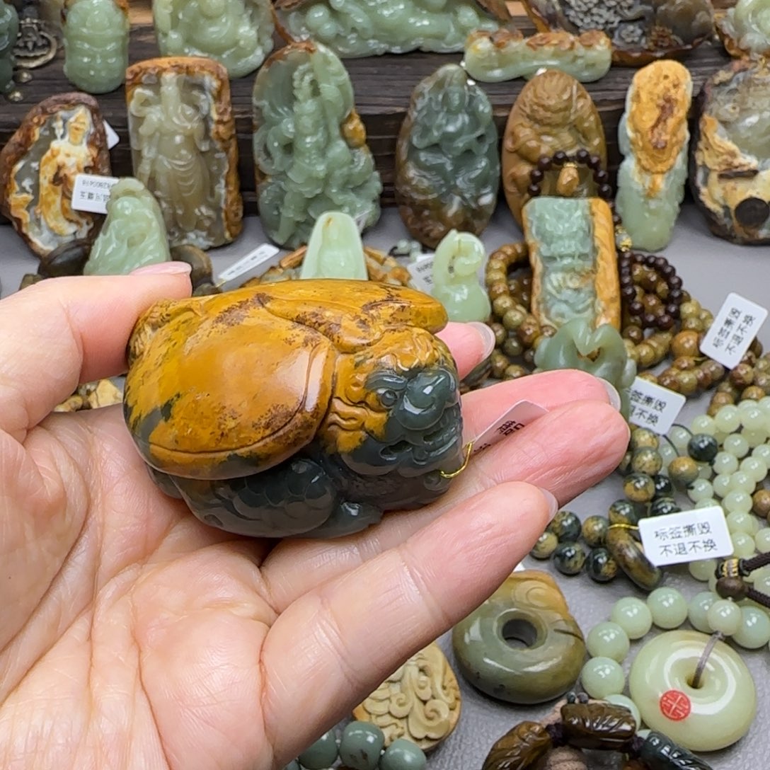 用***9岫岩河磨玉（透闪石质玉）未镶嵌珠宝奇石