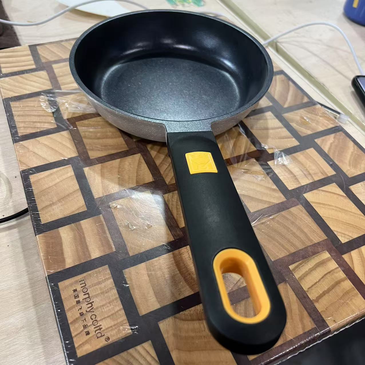 西班牙18cm白色煎锅无盖