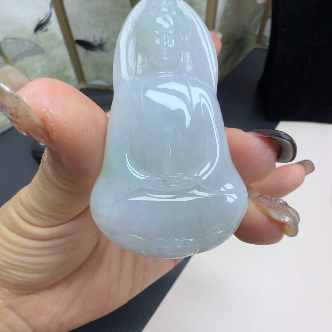 翡翠未镶嵌颈饰素衣观音