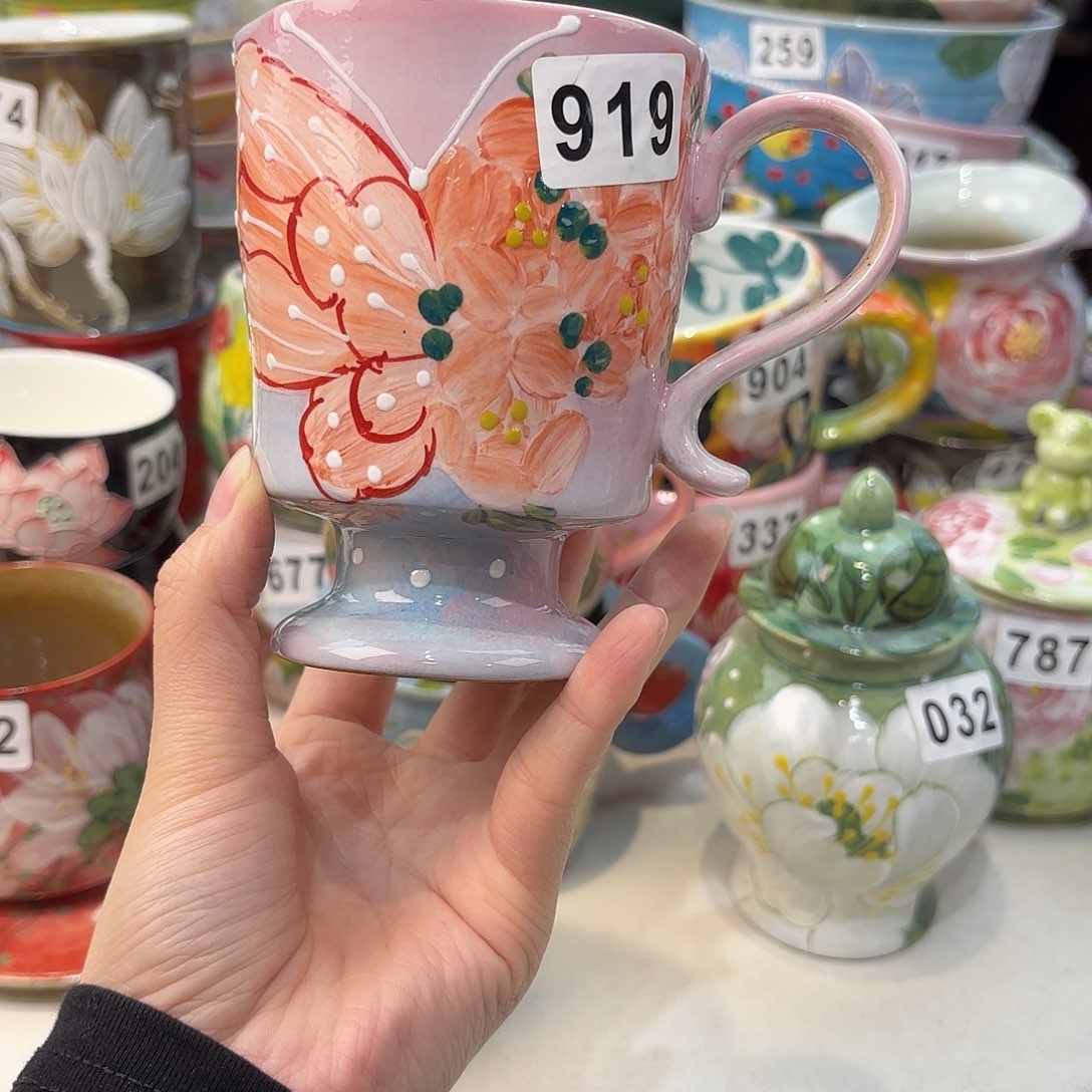 瓷片兔兔好可爱呀