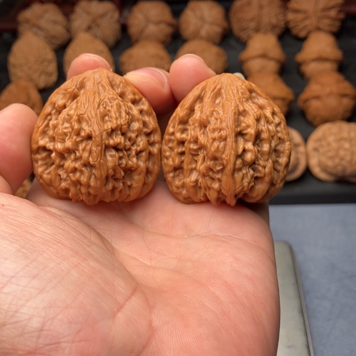 文玩核桃把件蓟县虎头王40