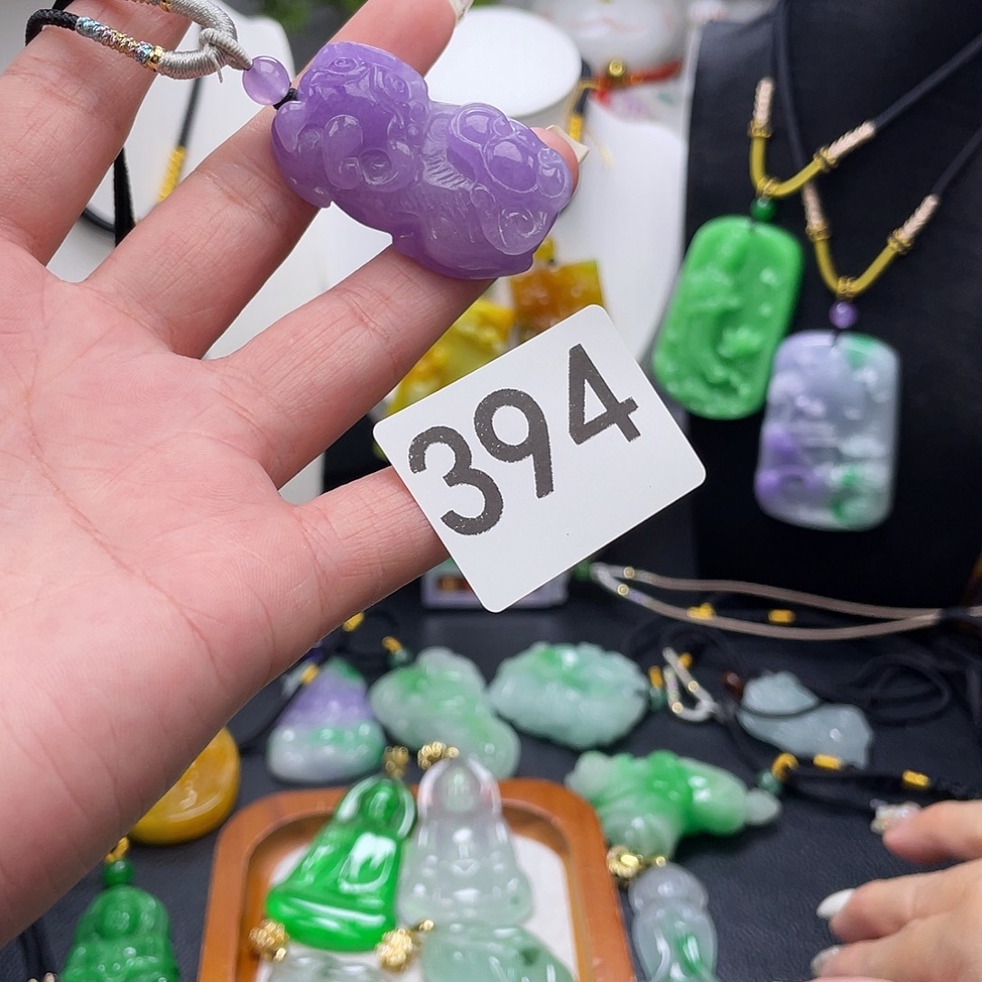 吊坠(赠链)未镶嵌翡翠