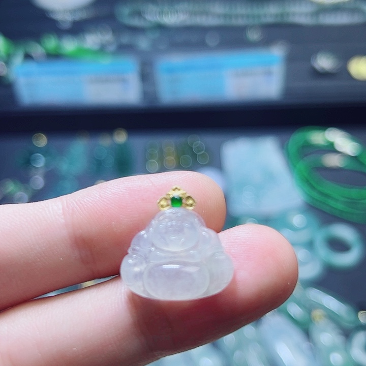 颈饰18K金镶嵌翡翠翡翠