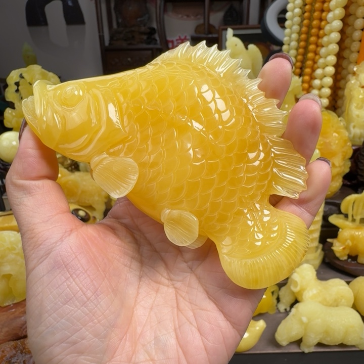 蜜蜡珠宝奇石未镶嵌