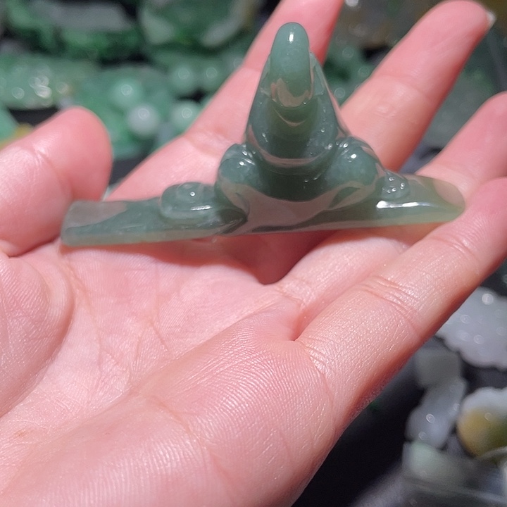 颈饰未镶嵌翡翠天