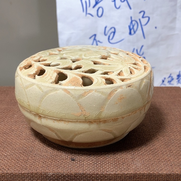 摆件陶是**识我是猪哥亮起来吧