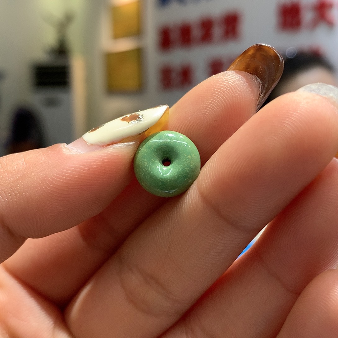 绿松石配饰未镶嵌