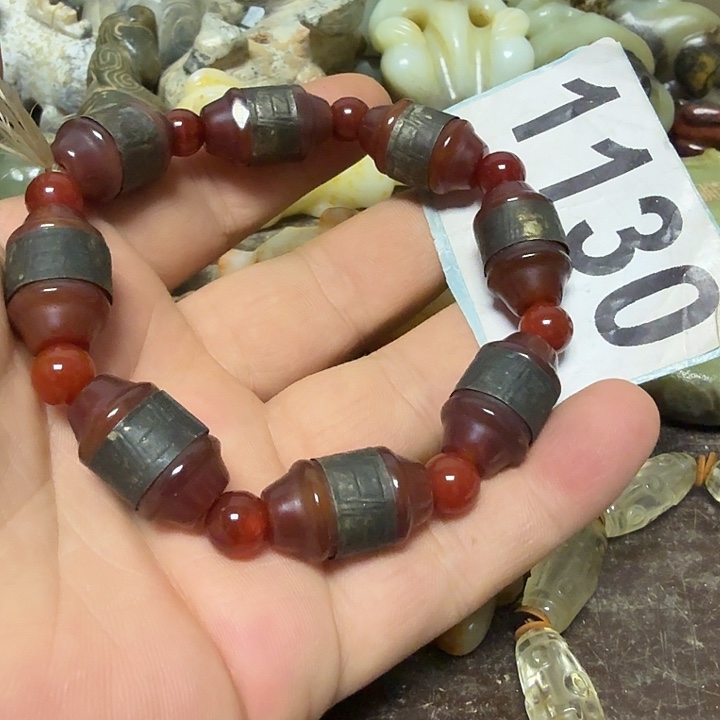 玛瑙/玉髓颈饰未镶嵌