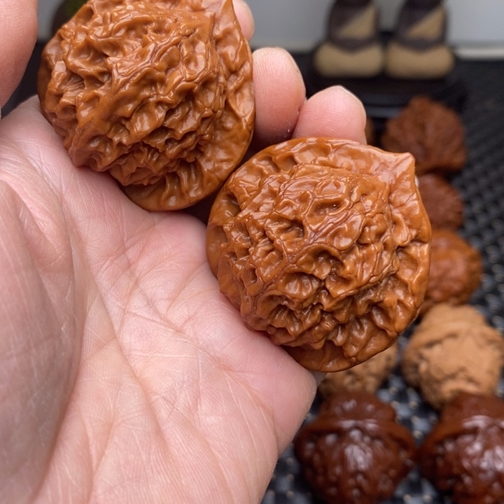 文玩核桃把件火***曦图图