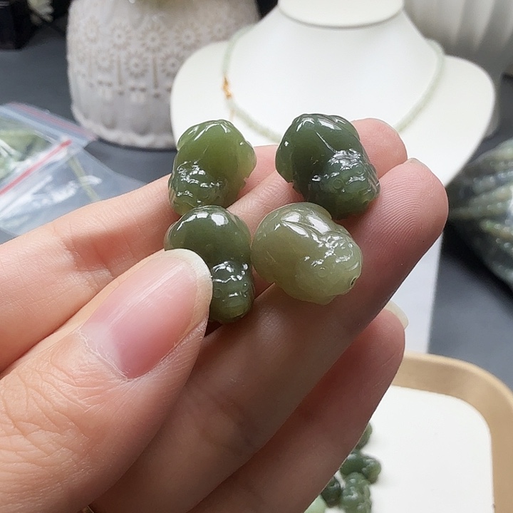颈饰未镶嵌和田玉8