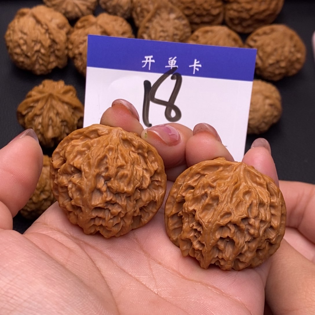 桃核吊坠苹果园41有修s