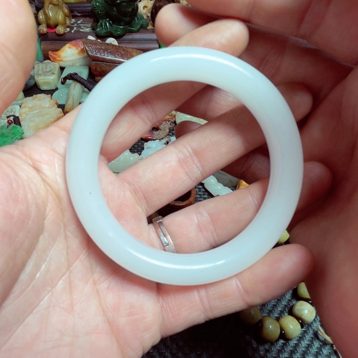 滴血莲花菩提把件