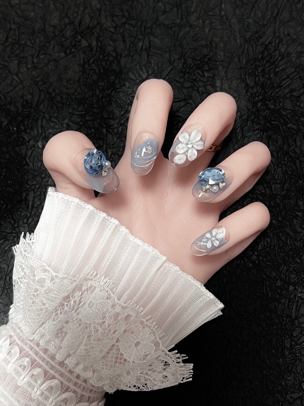 18号纯欲蝴蝶猫眼芭蕾穿戴甲显瘦显白立体设计