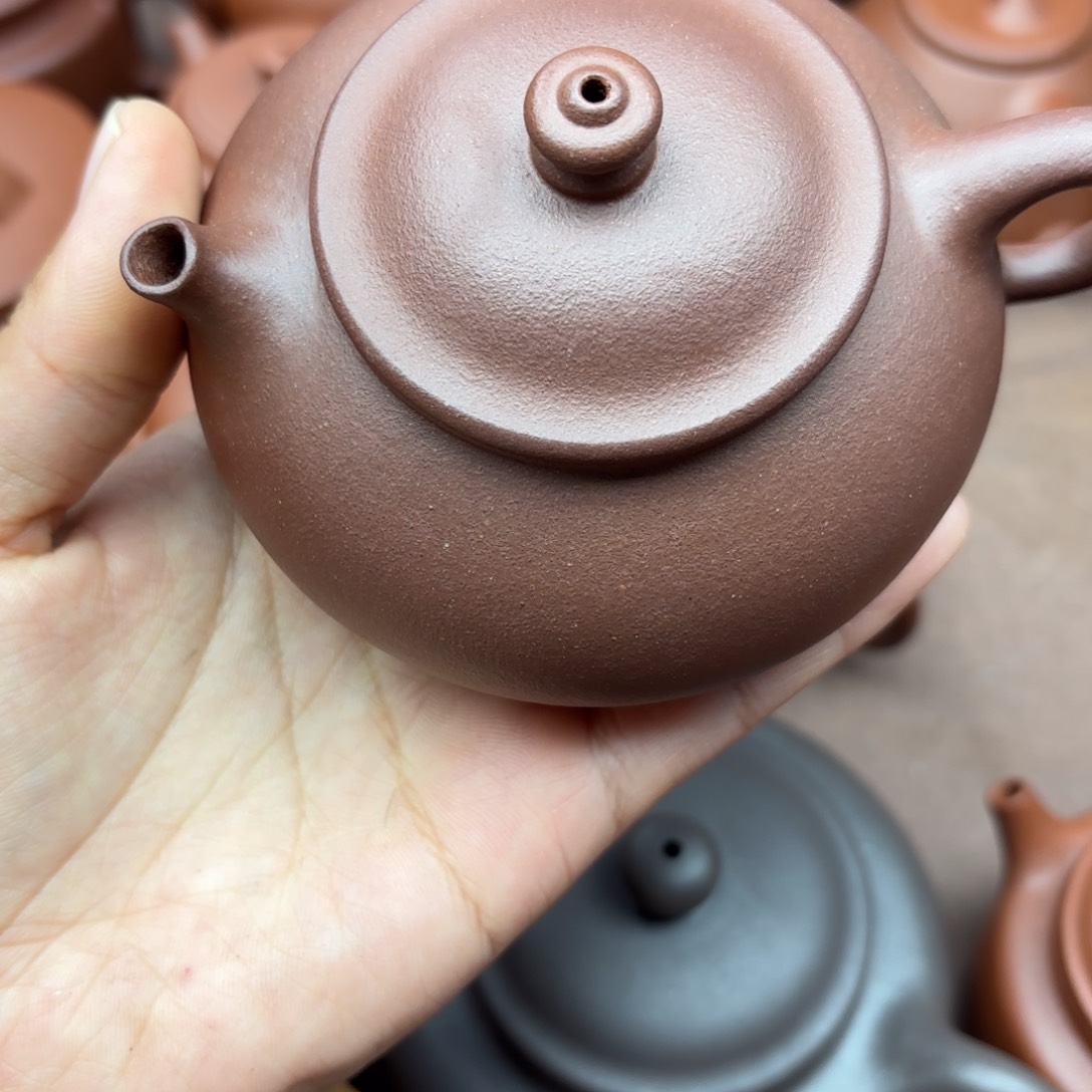 紫砂茶壶何****_紫泥寒江微瑕