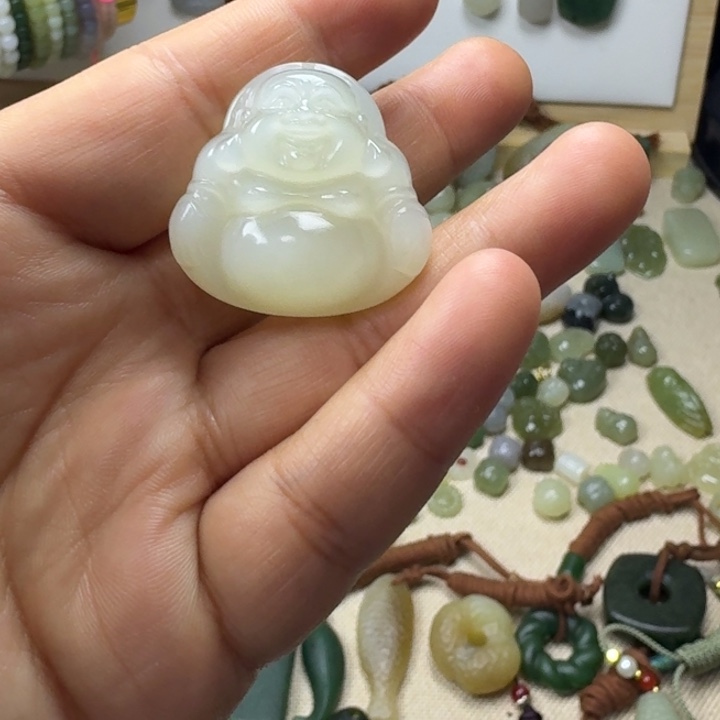 和田玉未镶嵌挂件