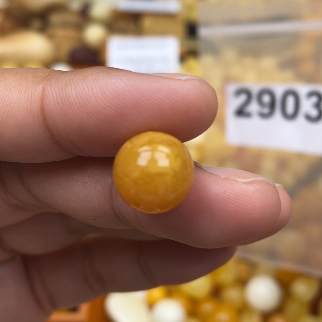 蜜蜡珠宝奇石未镶嵌针尖小坑12.6