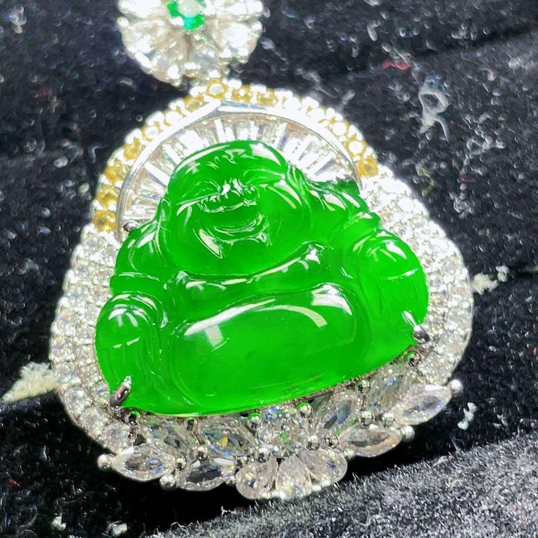 翡翠颈饰未镶嵌166，