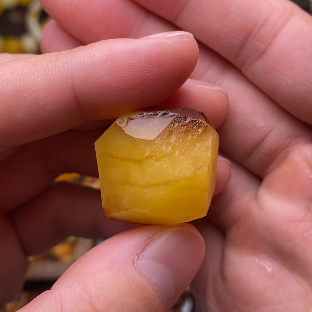 定制琥珀天然蜜蜡