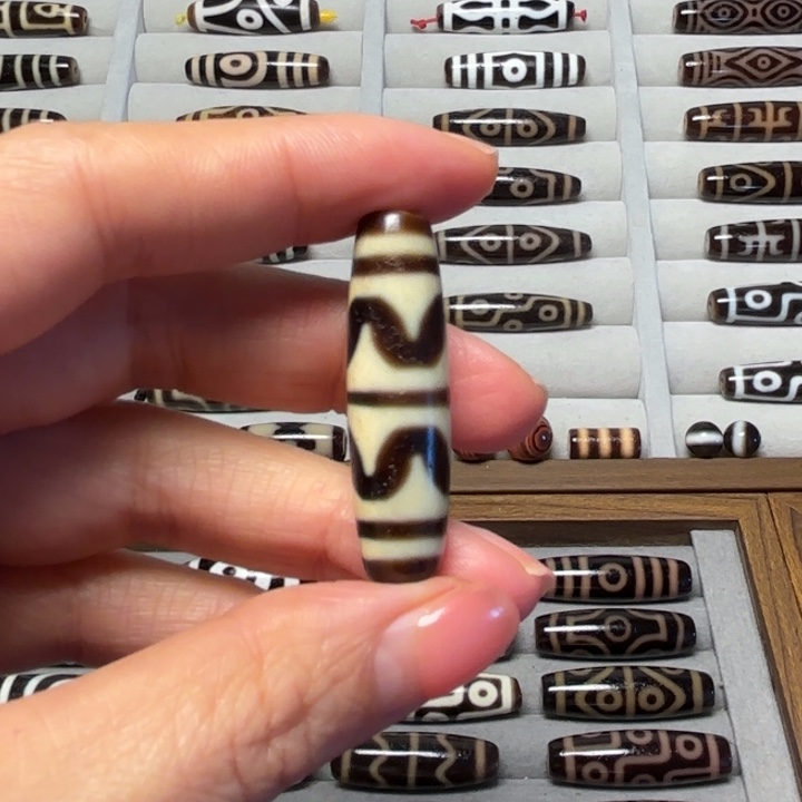 未镶嵌颈饰玛瑙/玉髓