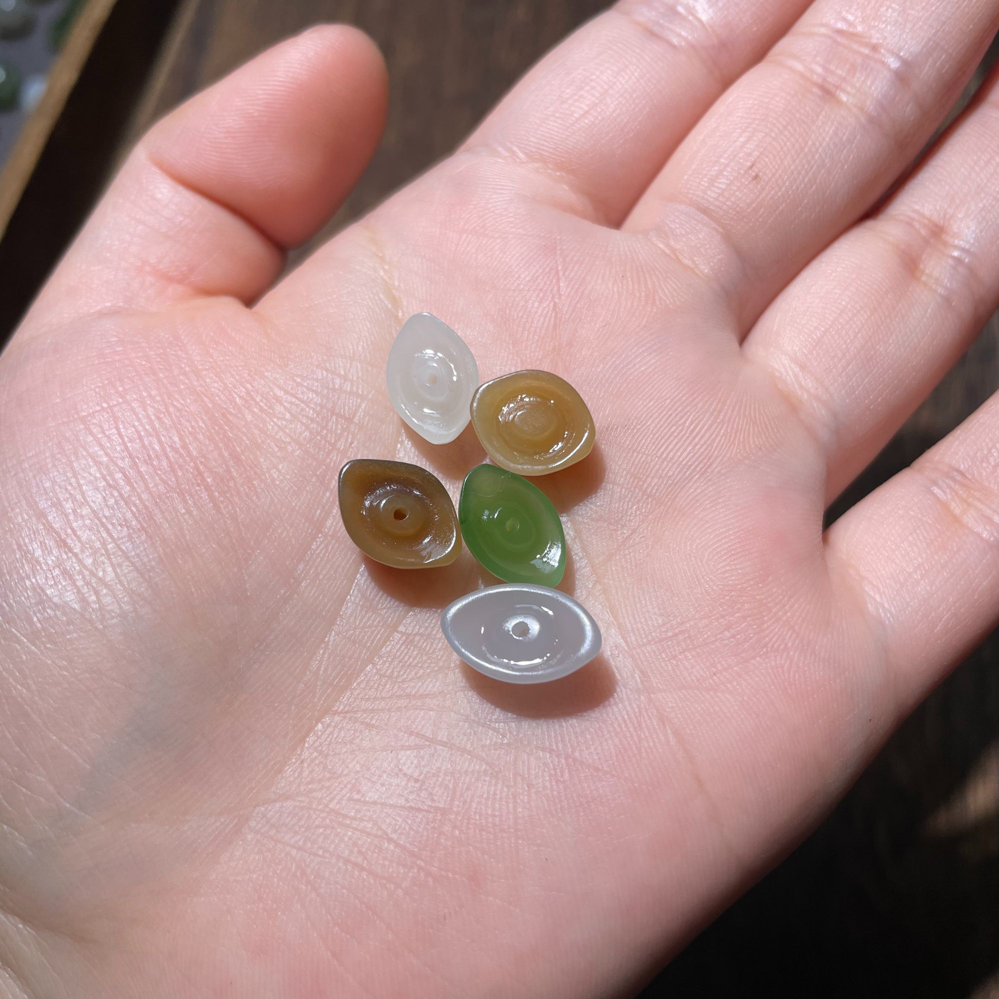 和田玉元宝配饰卡12左右【多样性发货  发一个】