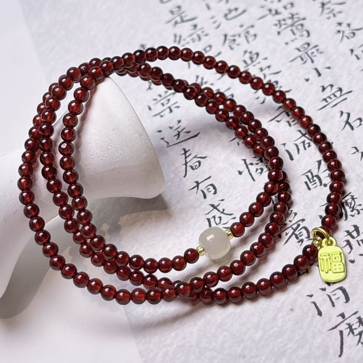 《老猪严选》xyj178石榴石多圈手串圆珠设计款约3.5mm多样性发其一