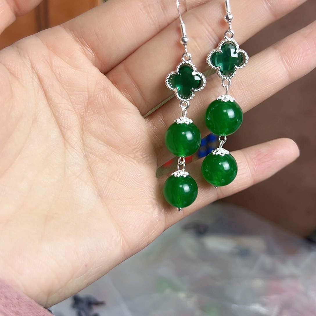 银S925镶嵌耳钉玛瑙/玉髓绿色