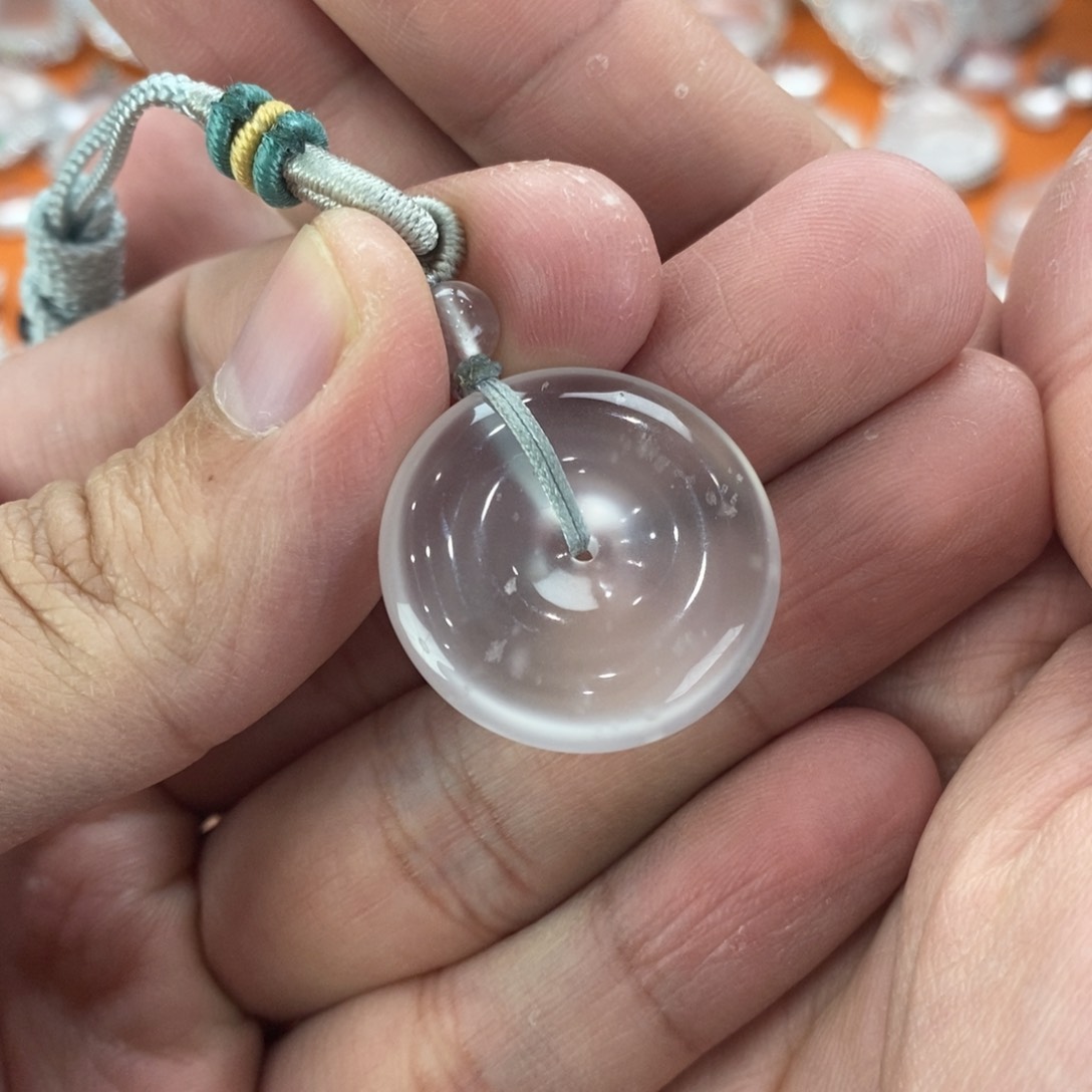 石英质玉吊坠(赠链)未镶嵌