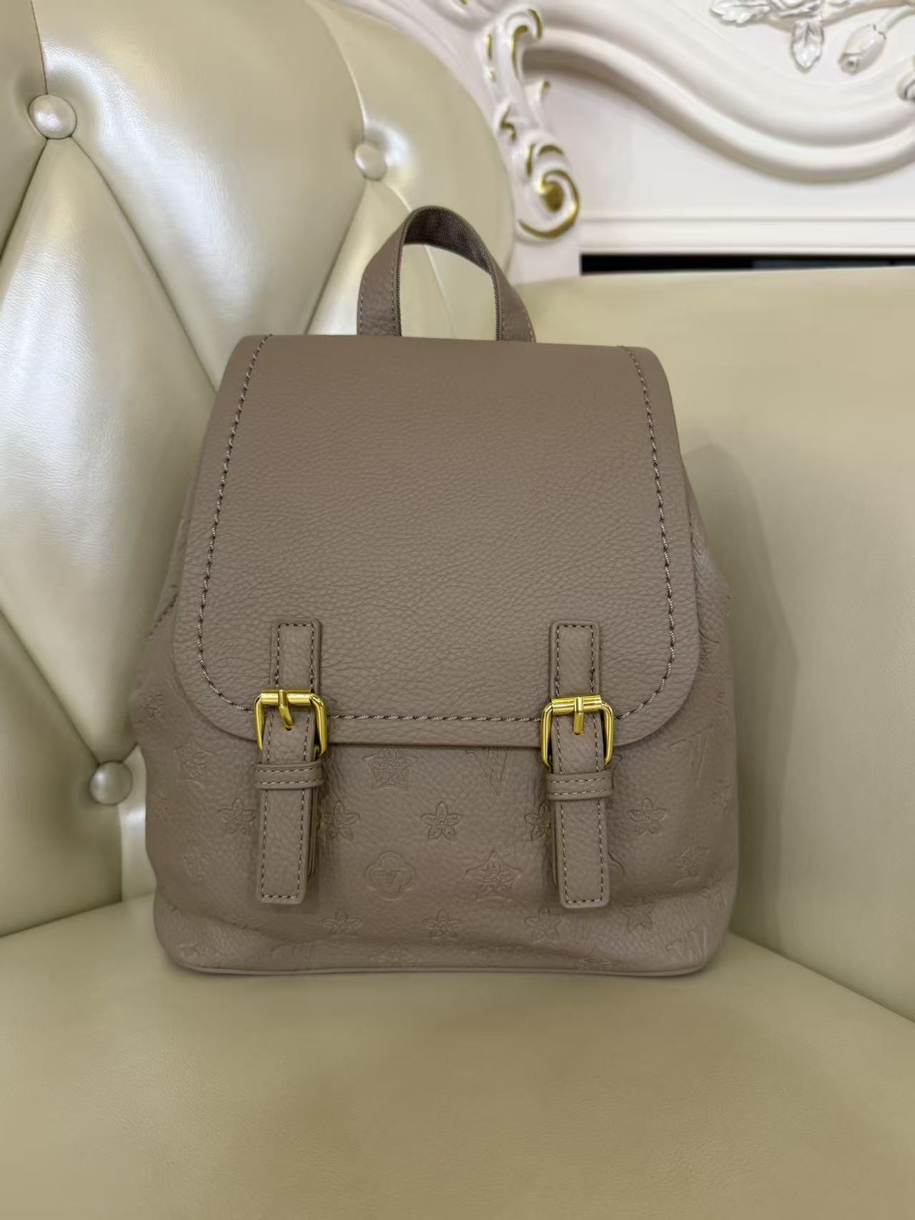 【阿朵补贴】2025时尚双肩包1237