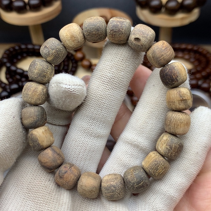 贡木巴布亚1/1.1粗抛瑕疵