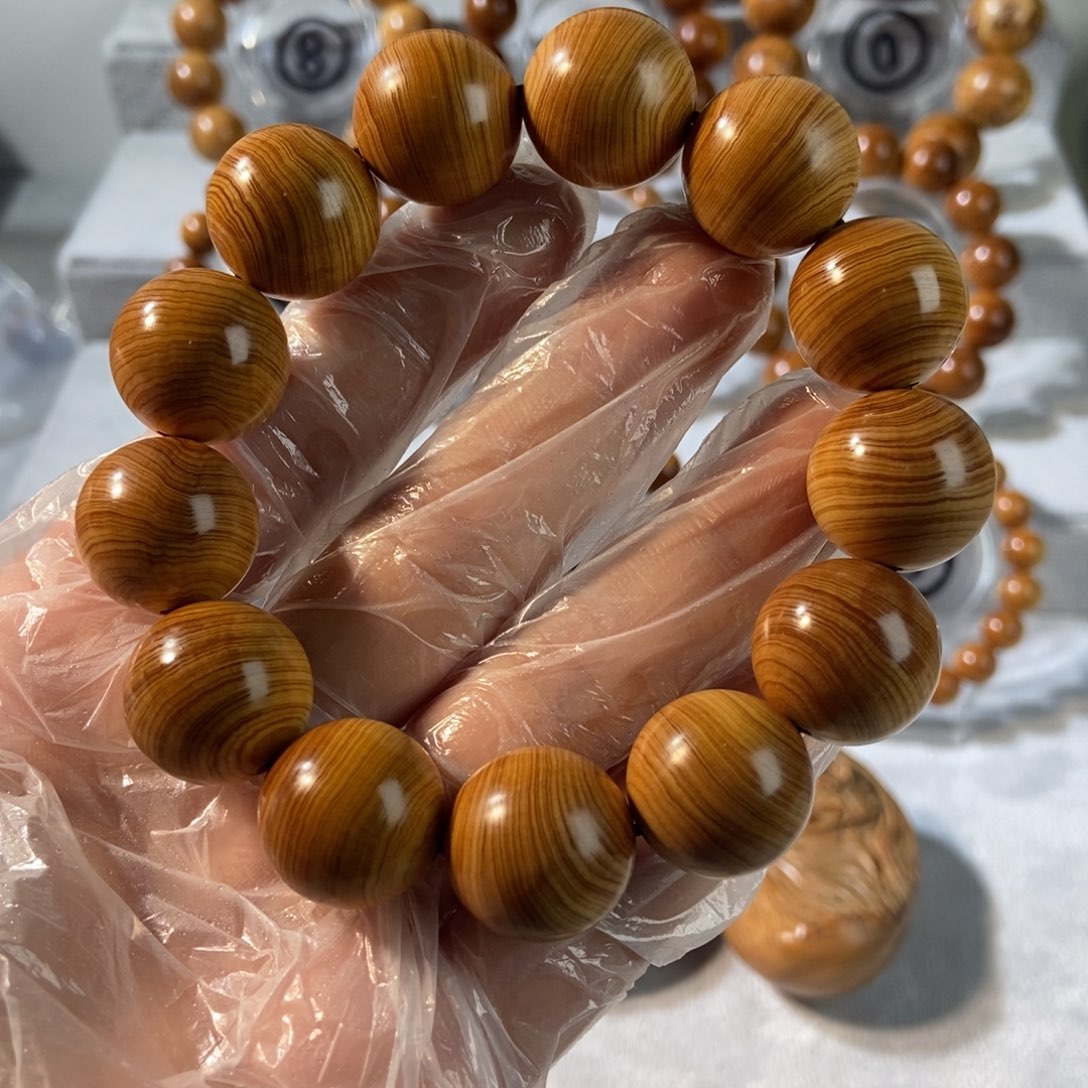 柏木（崖柏）放漏出