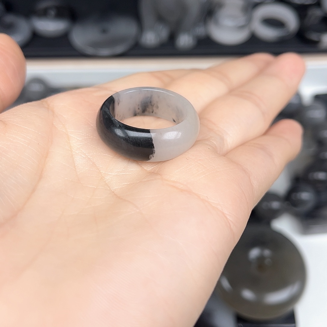 洁****糖青花， ， ， ，19