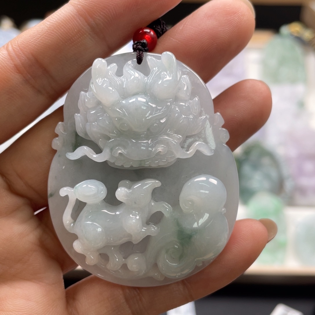 翡翠吊坠(不含链)未镶嵌秋*