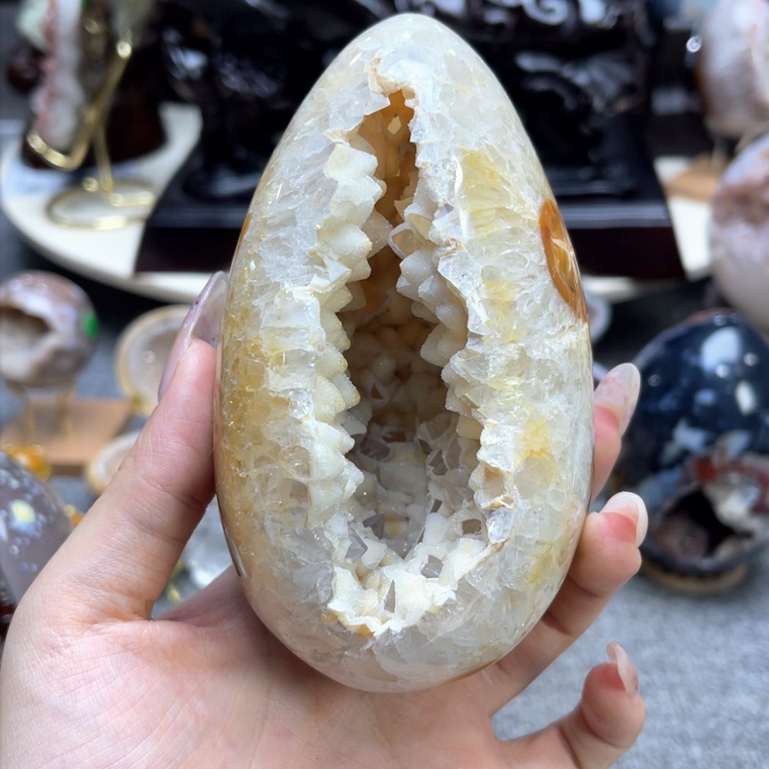 水晶随形（非配饰）愚****丽