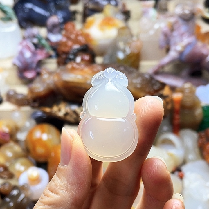 玛瑙/玉髓未镶嵌饰品