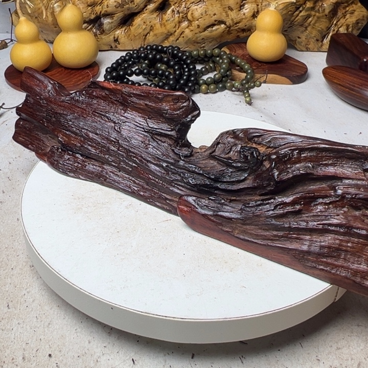 通***弟木赞比亚血檀底座摆件