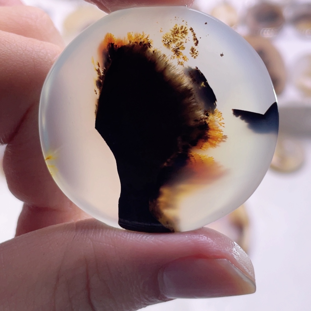 玛瑙/玉髓未镶嵌珠宝奇石