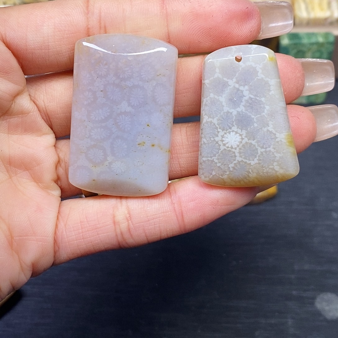 硅化玉颈饰合金梨*