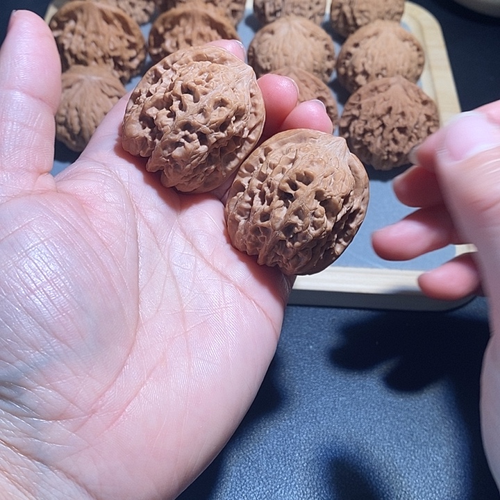 文玩核桃吊坠将军