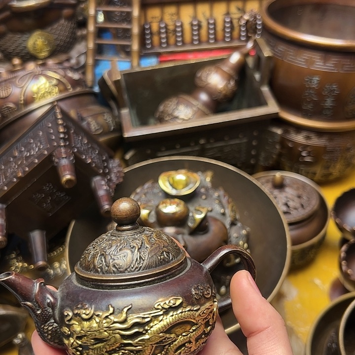 精美铜器摆件下单