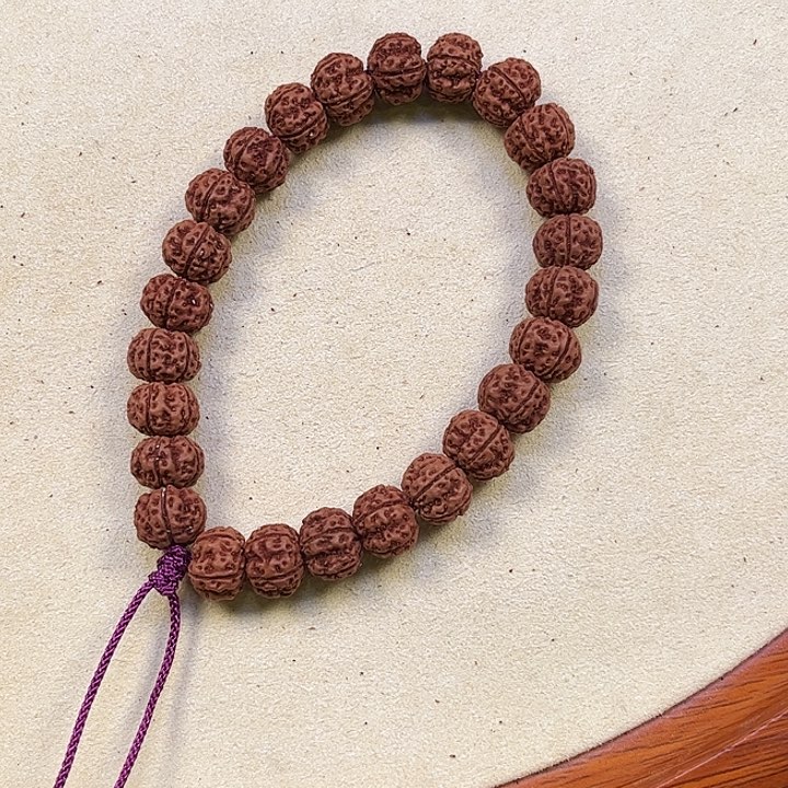 金刚菩提手串凹底梅花