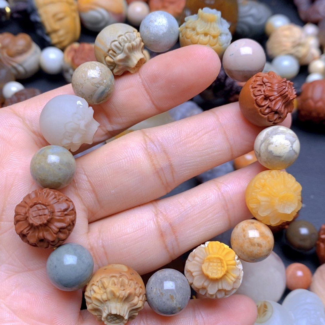 未镶嵌手串玛瑙/玉髓切****美