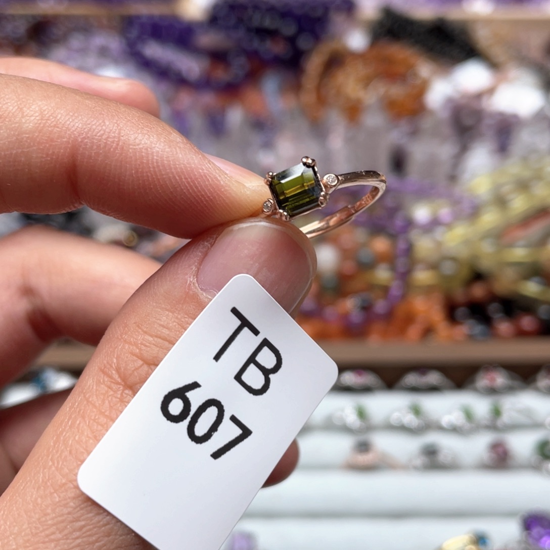 碧玺戒指银S925镶嵌多样性