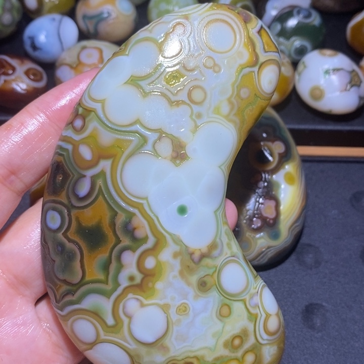 未镶嵌玛瑙/玉髓珠宝半成品165