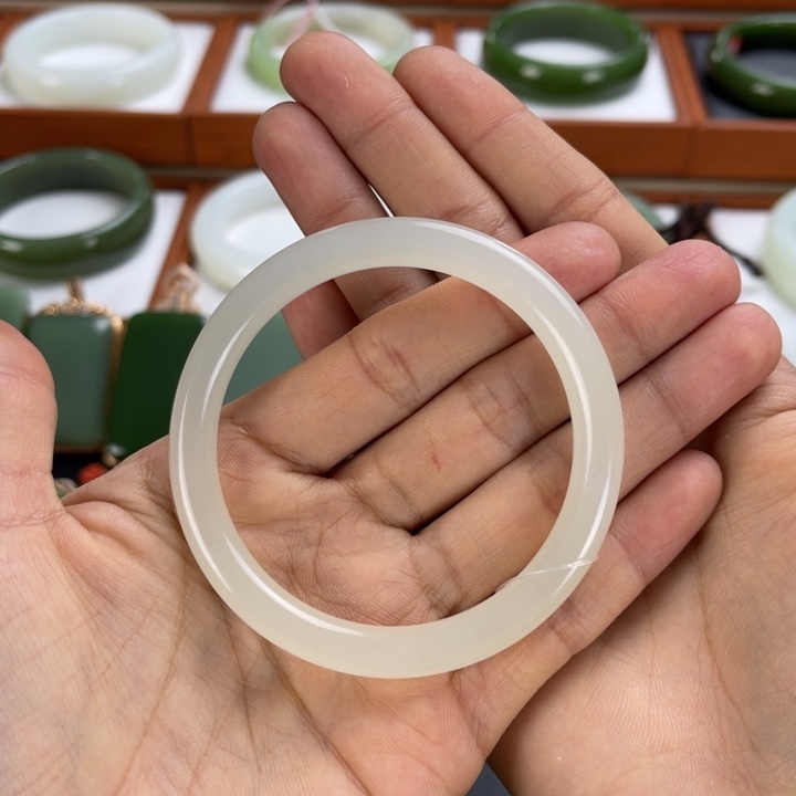 和田玉手镯未镶嵌用****0