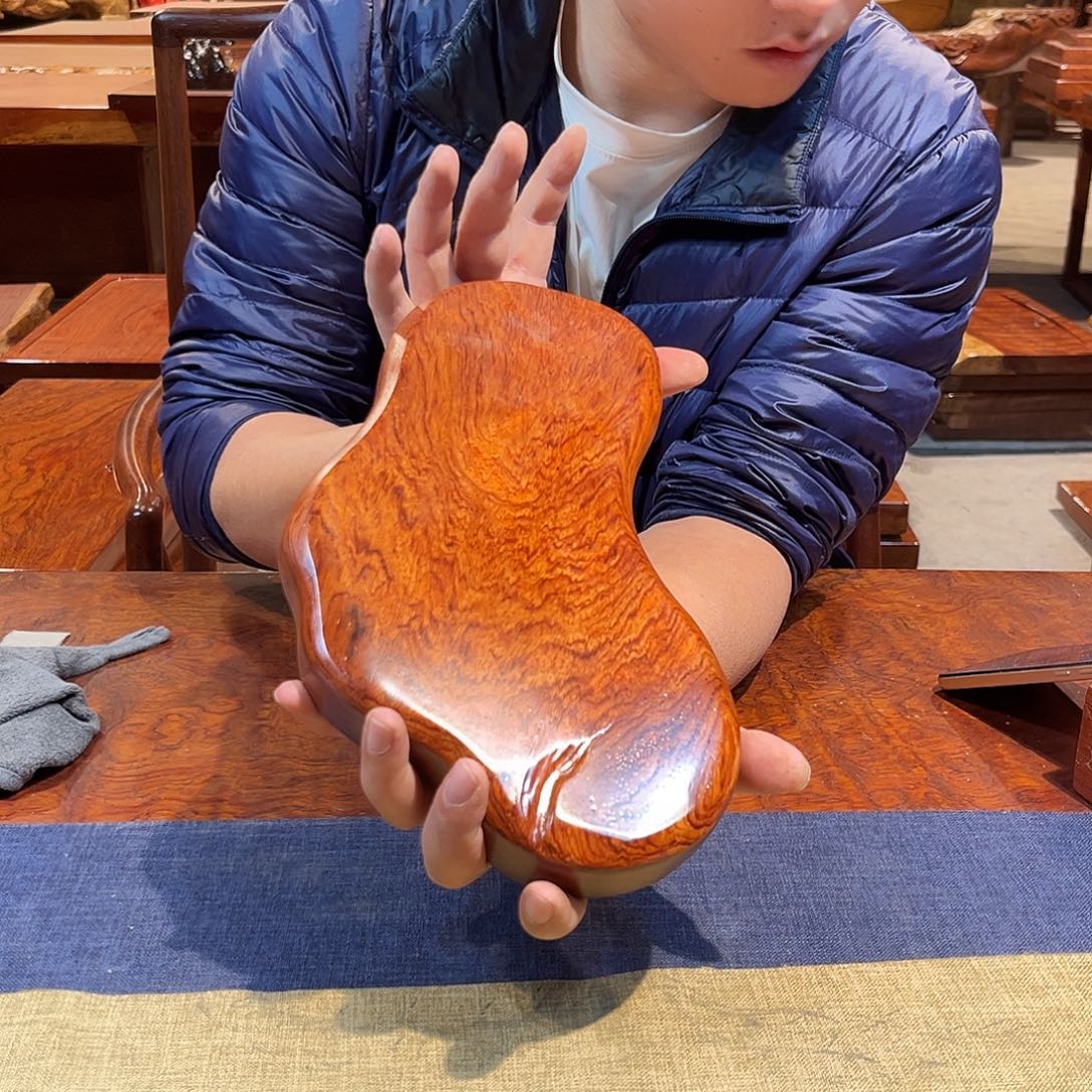 玉木（非红木类）巴花学名古夷苏木