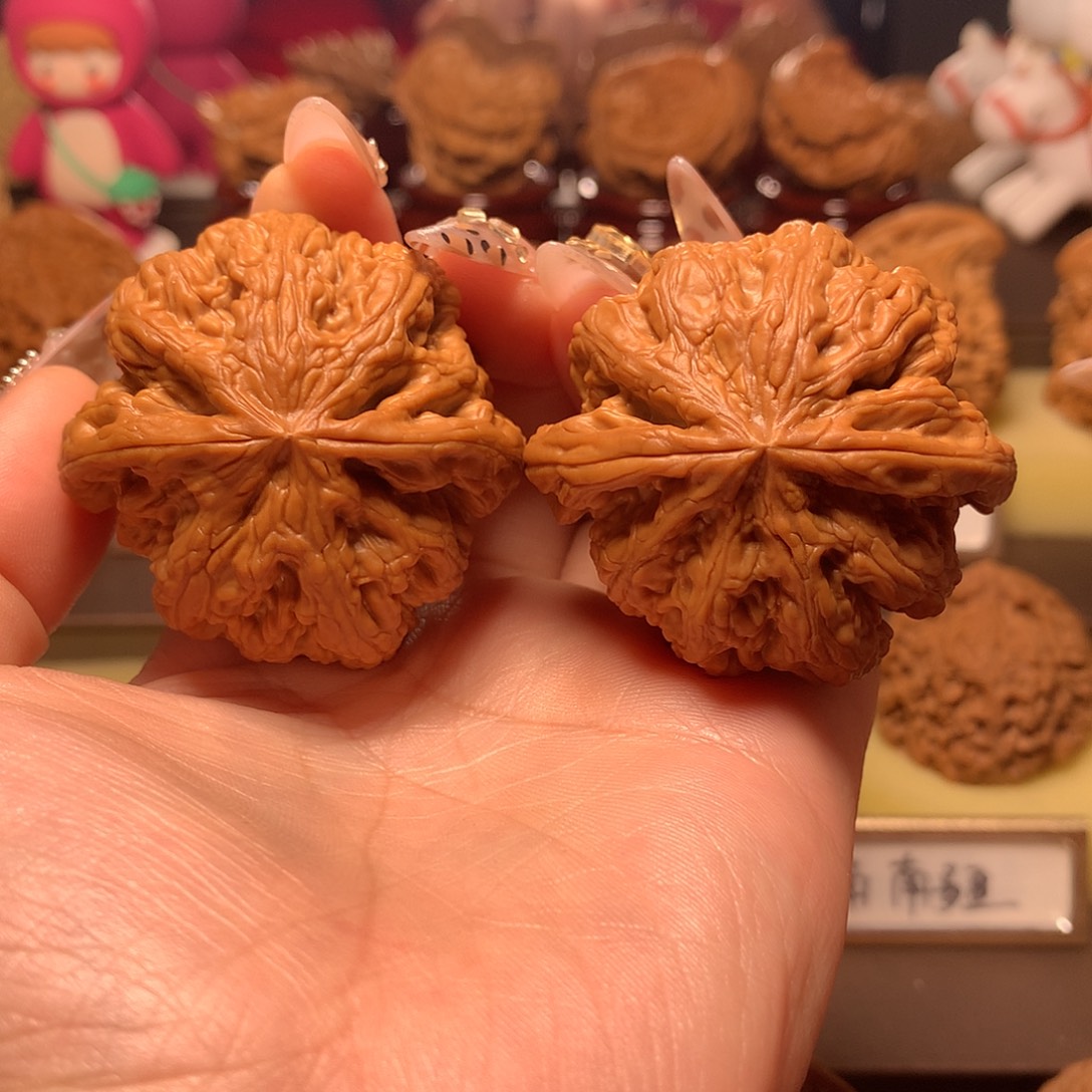 世***得吊坠文玩核桃全品粗筋46